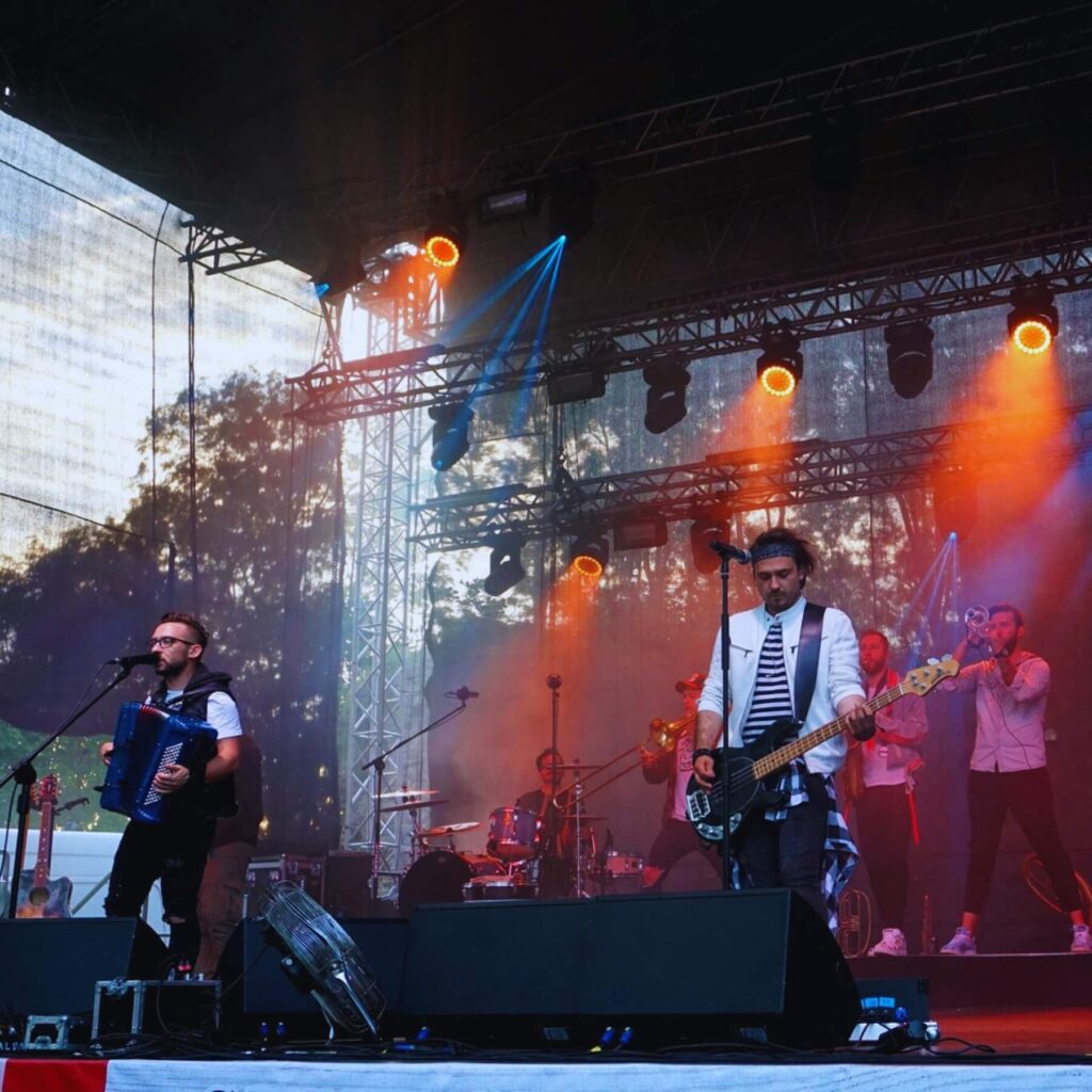 zespół muzyczny na imprezę plenerową