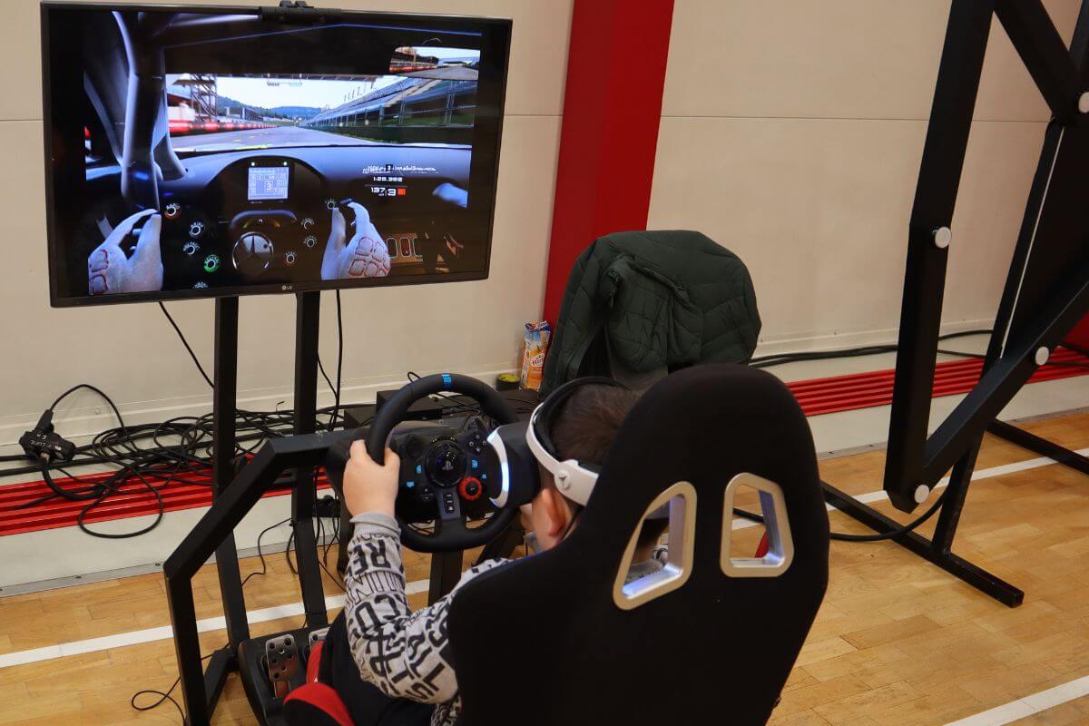 symulator rajdowy na imprezie choinkowej